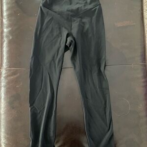 lululemon Wunder Under SmoothCover 28” Black Leggings